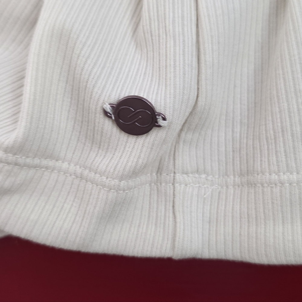 Tank Top - Picture 3 of 4